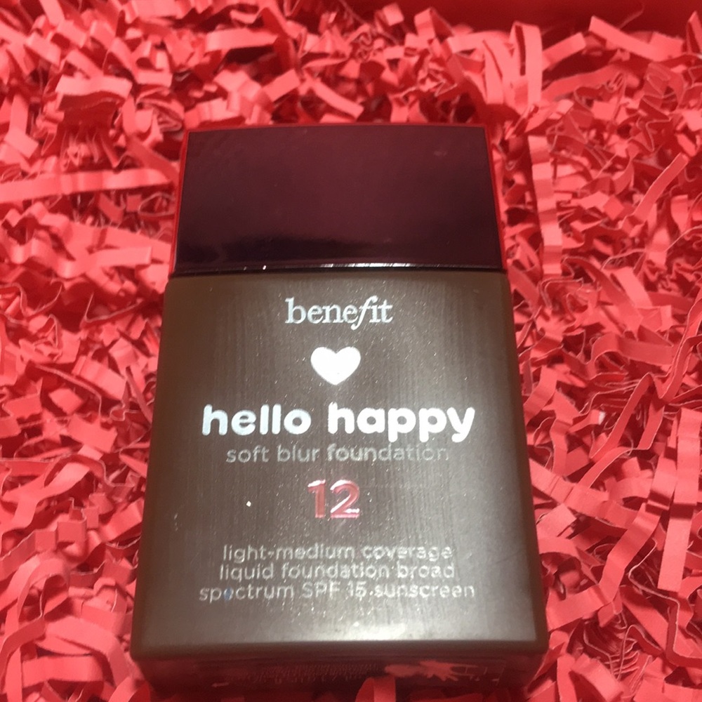 Benefit Hello Happy soft blur foundation
